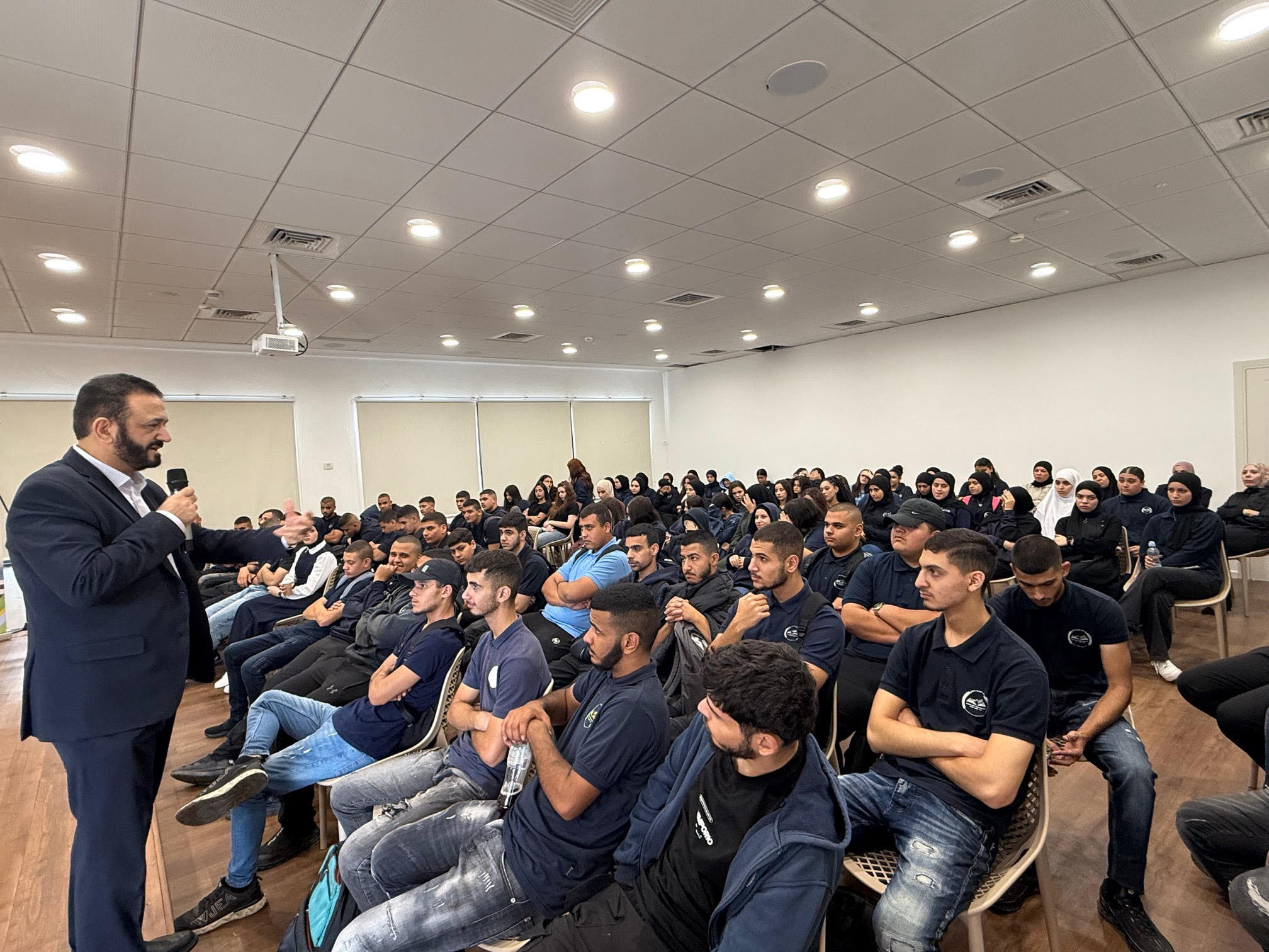 الشيخ الداعية حسني لحام يحل ضيفًا على نهضة الرّازي الشّاملة في جلجولية